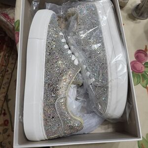 NIB Betsey Johnson Sparkling Crystal Embellished Women's Sneakers